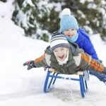 катание на санках с горки треки