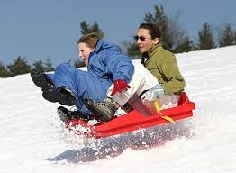 зимние развлечения санки музыка