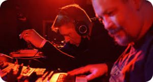 музыка мозговых структур