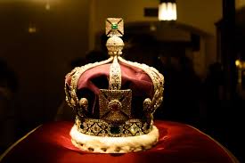 музыка для создания образа хранителя сокровищ или исторического персонажа