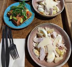 гастропаб фолк рок музыка