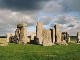 саундтрек для лекции о древних сооружениях