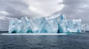 звуки которые рисуют картину бескрайних льдов и одинокого корабля