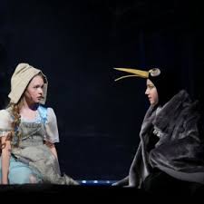 музыка для создания театральной атмосферы